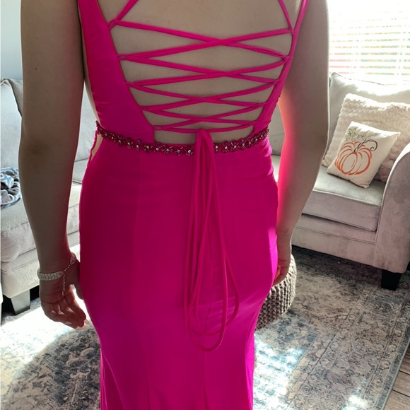 Long pink formal - Picture 3 of 3